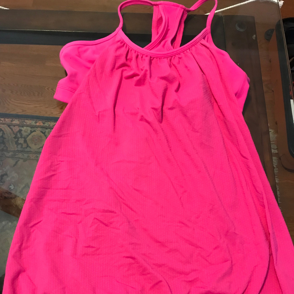 Lululemon No Limit Tank - size 6